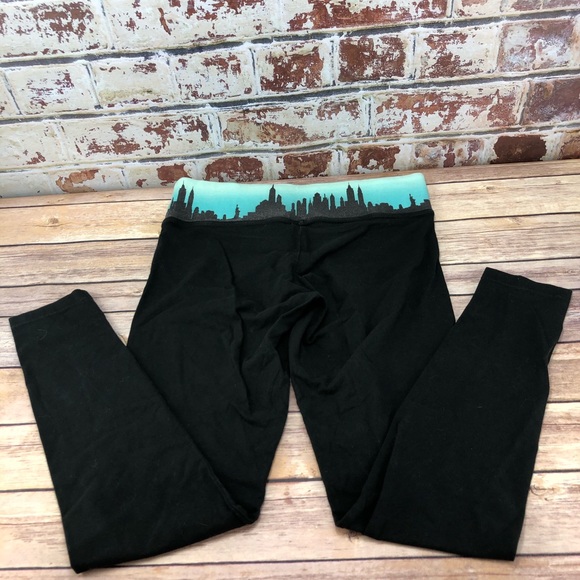 VS PINK NYC Yoga Leggings - Picture 2 of 7